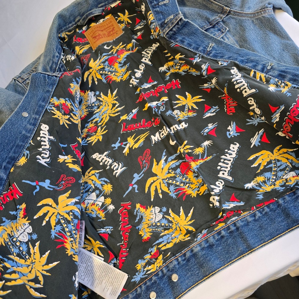 Levi Strauss & Co Denim Jacket Aloha Print Lined Blue Medium Wash Trucker - Picture 15 of 16